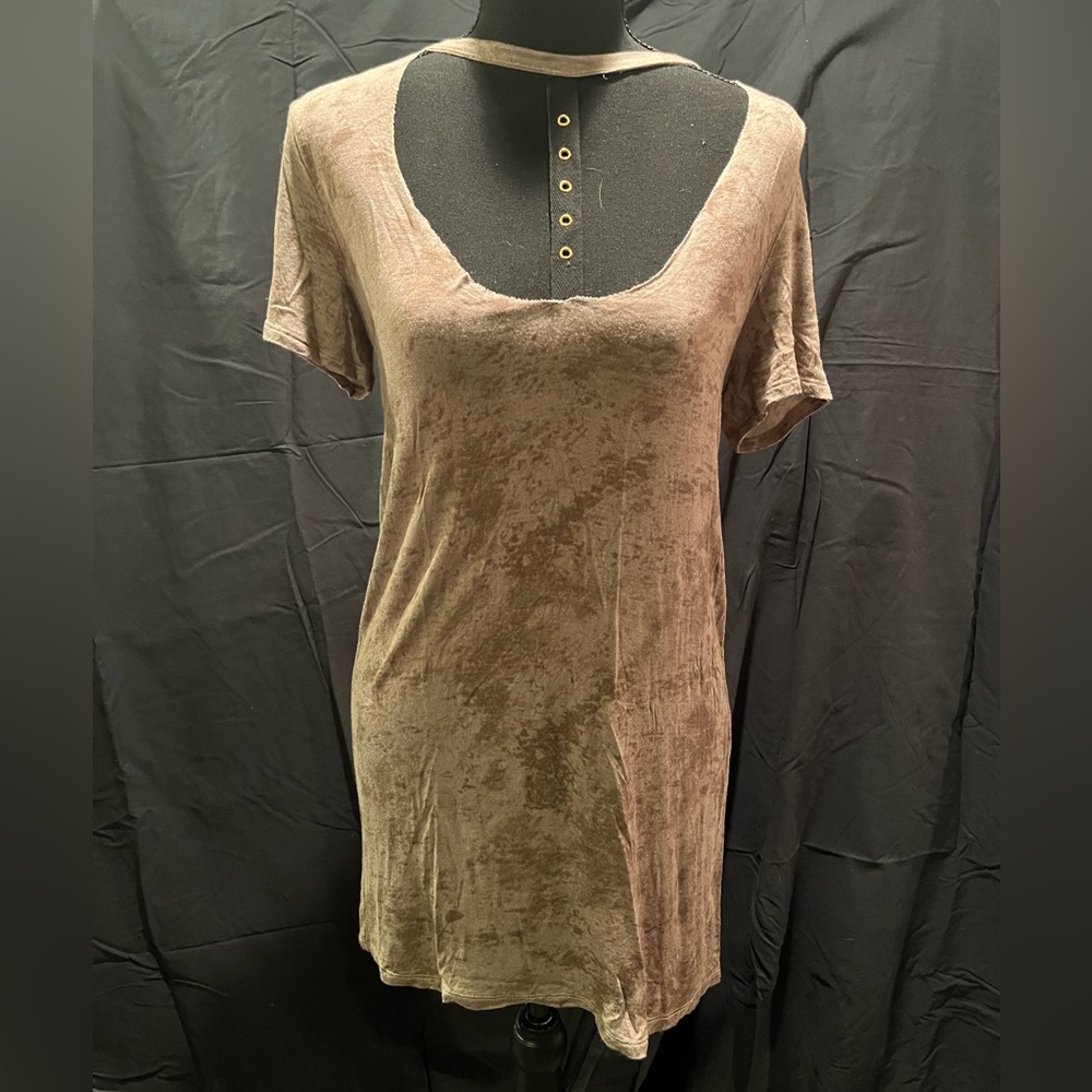 Brown splattered top